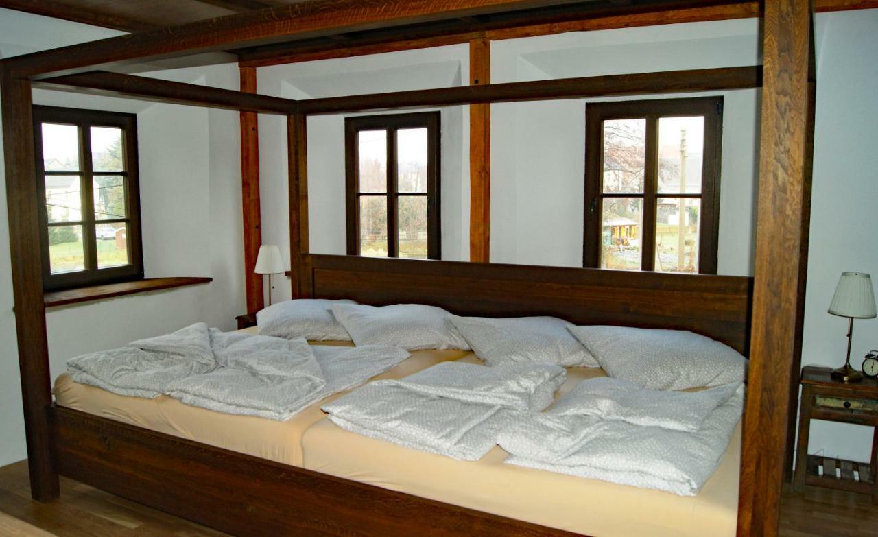Ferienwohnung Laternenstube Mit Familienbett - Rittergut Leppersdorf エクステリア 写真