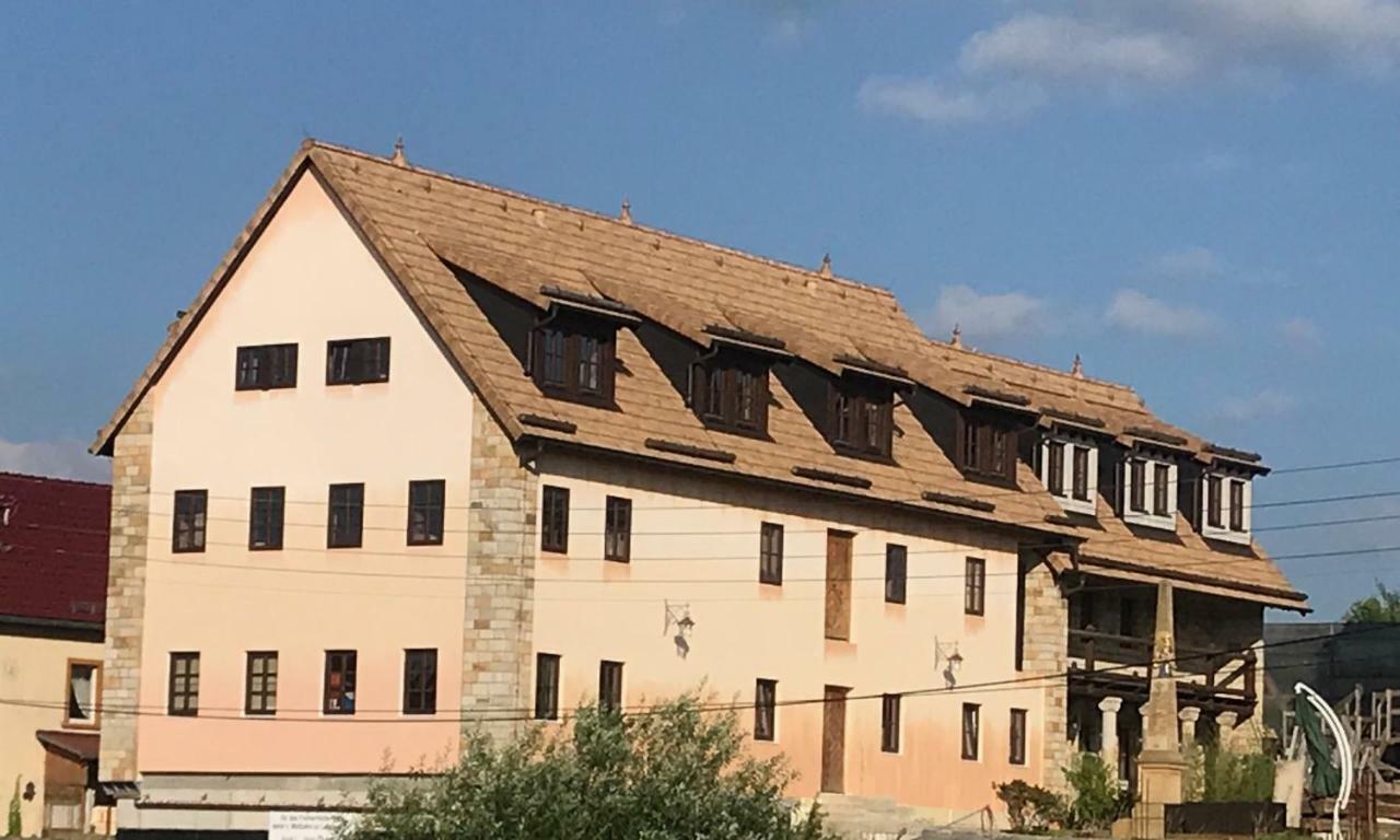 Ferienwohnung Laternenstube Mit Familienbett - Rittergut Leppersdorf エクステリア 写真